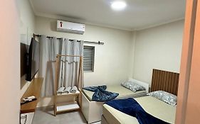 ApartamentoGuarujá a menos de 100 metros da praia